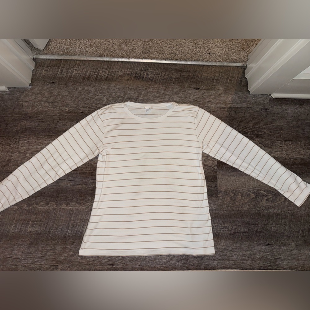 LAKE Pj Top